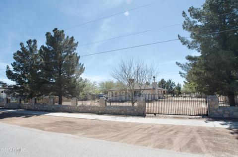 10920 Angus Dr, Socorro, TX 79927