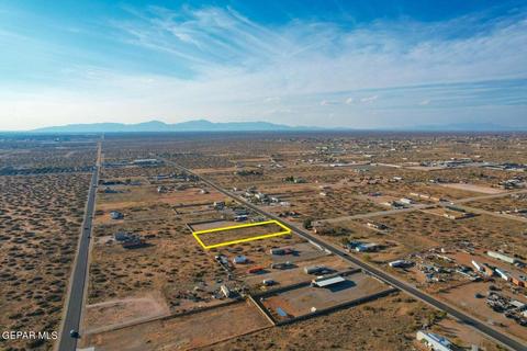 14720 Desert Loop Loop, El Paso, TX 79938 photo 7