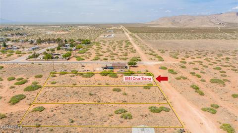 5181 Cruz Tierra St, El Paso, TX 79938