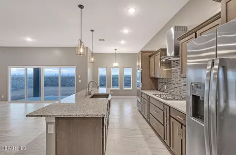 12444 Polo Norte, El Paso, TX 79934