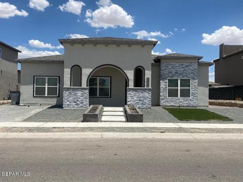 2832 Sammy Cervantes St, El Paso, TX 79938
