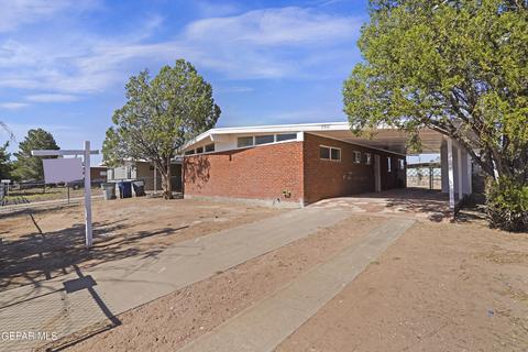 8818 Mt Elbert Dr, El Paso, TX 79904