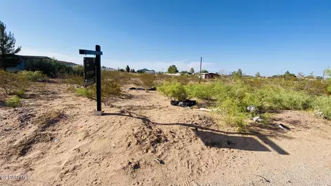 804 Indian Ruins Rd, Chaparral, NM 88081