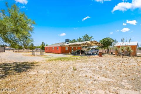 411 Iron Dr, Vinton, TX 79821 photo 14