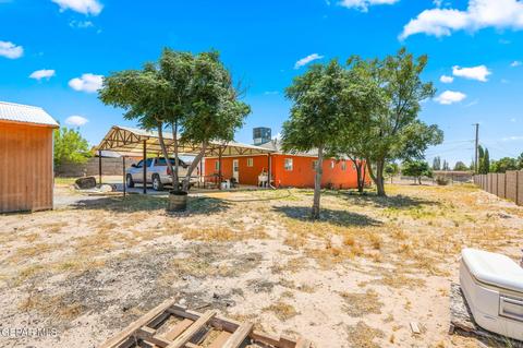411 Iron Dr, Vinton, TX 79821 photo 15