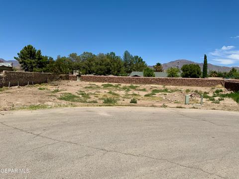 5460 Dougallan Ln, El Paso, TX 79932