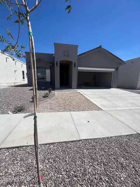 13868 Paseo Perlas Dr, El Paso, TX 79928