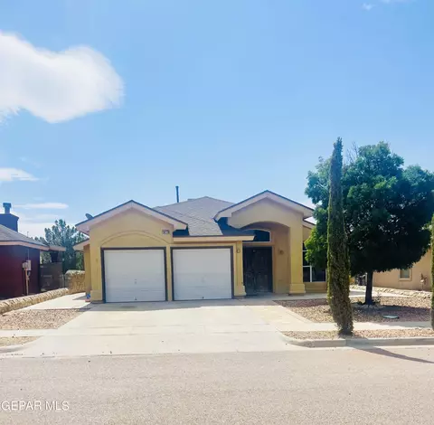 10773 Valley Dale Rd, Socorro, TX 79927