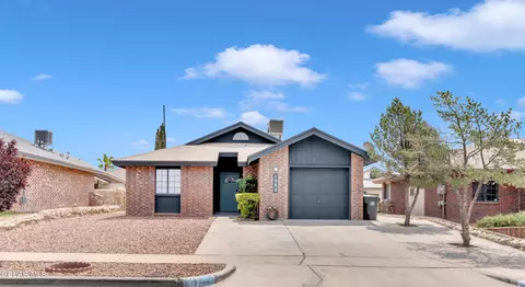 1552 Kolliker Dr, El Paso, TX 79936