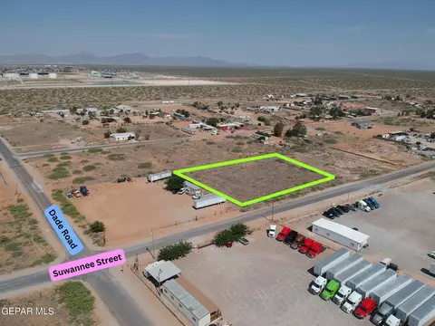 4217 Suwannee St, El Paso, TX 79938