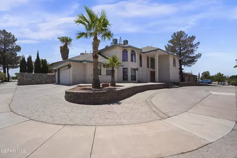 1398 Vista Granada Dr, El Paso, TX 79936