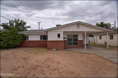 5836 Nike Ln, El Paso, TX 79924