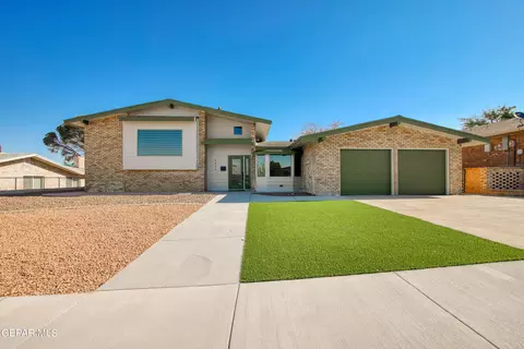 6409 Pino Real Dr, El Paso, TX 79912