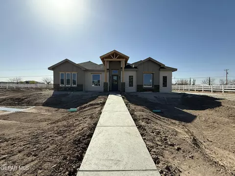320 Roper Ln, Clint, TX 79836
