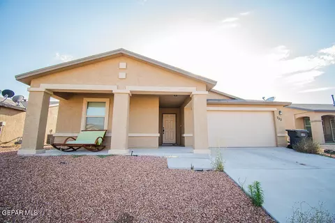 733 Villa Romero Dr, Horizon City, TX 79928