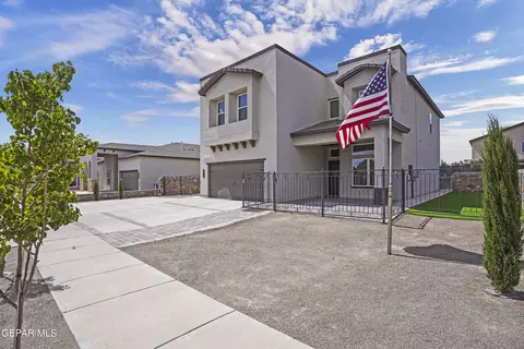 949 Abe Goldberg Dr, El Paso, TX 79932