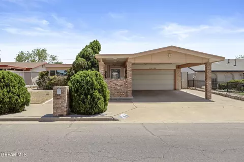 1518 Dale Douglas Dr, El Paso, TX 79936