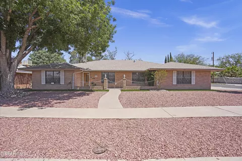 8517 Whitus Dr, El Paso, TX 79925