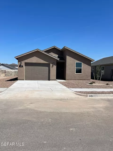 445 Twilight Dr, Socorro, TX 79927