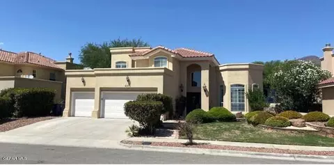 6375 Franklin Summit Dr, El Paso, TX 79912