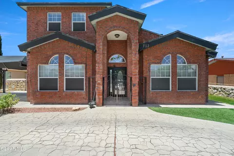 712 Luisa St, Anthony, TX 79821 photo 3