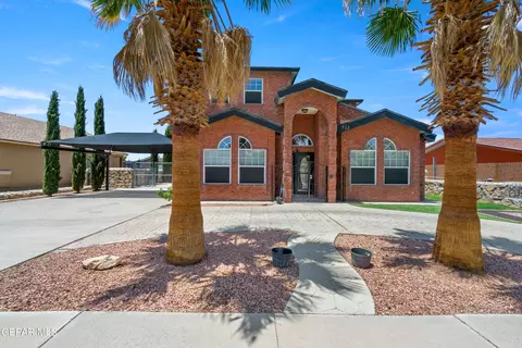 712 Luisa St, Anthony, TX 79821 photo 2