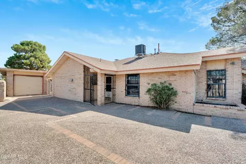11565 Bob Mitchell Dr, El Paso, TX 79936