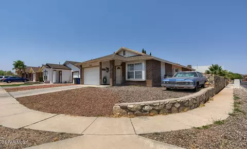 3445 Blazon Gold Way, El Paso, TX 79936