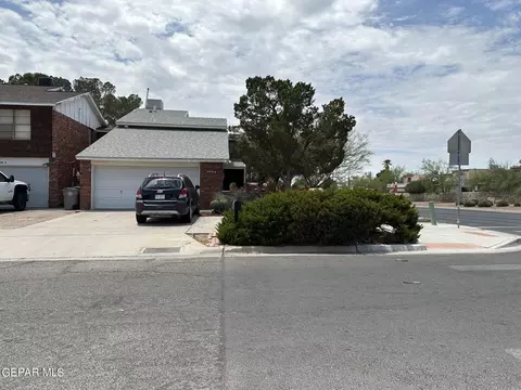 10600 Kinross Ave #A, El Paso, TX 79935