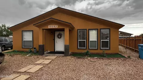 10093 Stedham Cir, Socorro, TX 79927