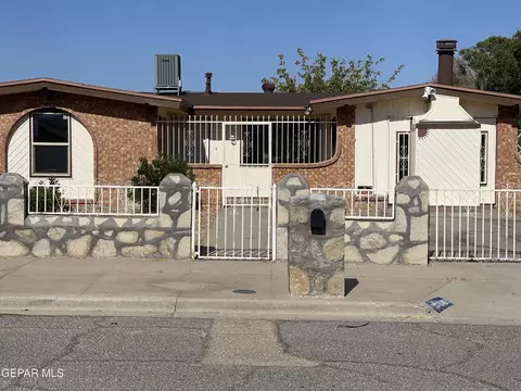 10460 Orpheus Dr, El Paso, TX 79924