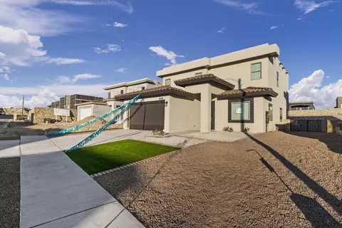 852 Eastwell Dr, Horizon City, TX 79928