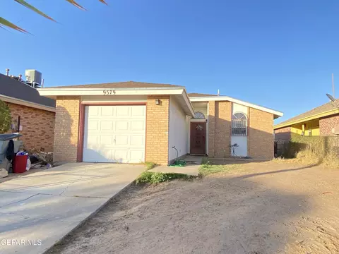 9579 Cayman Ln, El Paso, TX 79927