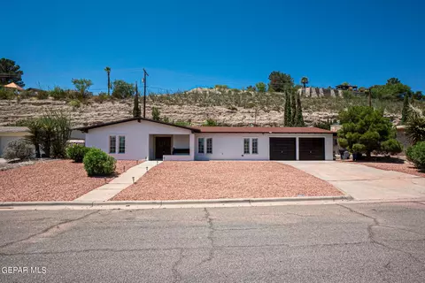 5697 Burning Tree Dr, El Paso, TX 79912