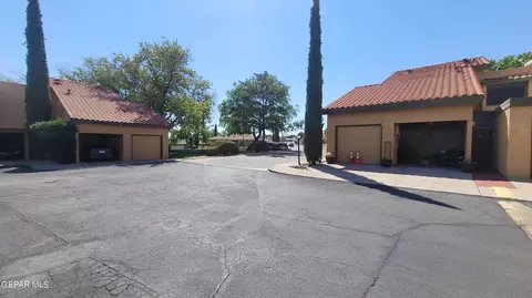 1644 Lomaland Dr #125, El Paso, TX 79935