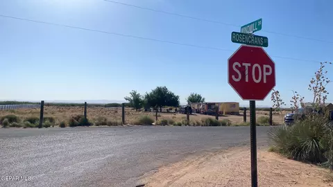 727 Rosencrans St, Chaparral, NM 88081