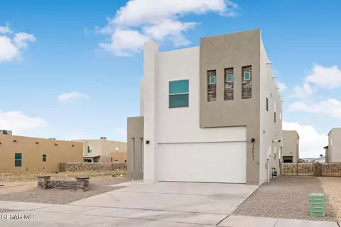 10188 Skunkbush St, Socorro, TX 79927