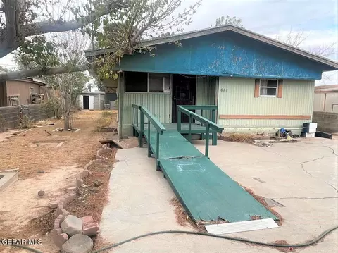 828 Third, Anthony, TX 79821