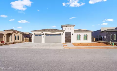 2304 Arturo Vallejo St, El Paso, TX 79938