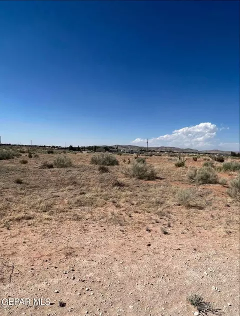 15325 Patsy Pl, El Paso, TX 79938 photo 4