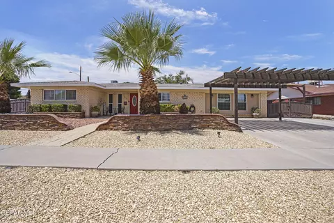 3201 Killarney St, El Paso, TX 79925