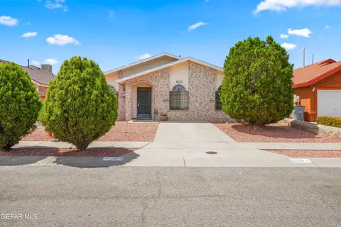 2233 Tierra De Paz Way, El Paso, TX 79938