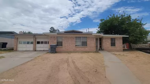 2309 Doug Ford Dr, El Paso, TX 79935