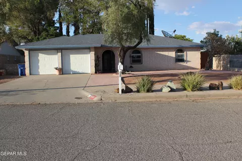 4741 R T Cassidy Dr, El Paso, TX 79924