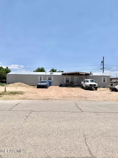 340 Mahan Dr, Clint, TX 79836