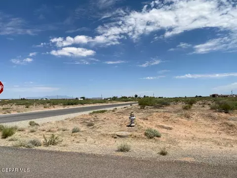 14701 Sam Hawken Rd, Clint, TX 79836