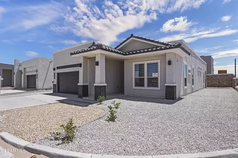 13856 Paseo Perlas Dr, El Paso, TX 79928