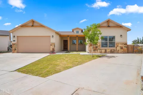 616 Charles Heinrich St, Socorro, TX 79927
