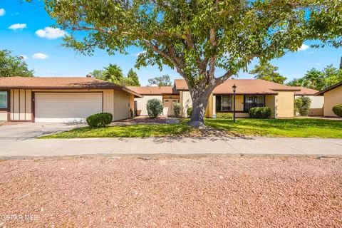 1724 Mosswood St, El Paso, TX 79935