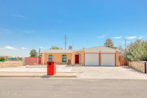 10484 Nolan Dr, El Paso, TX 79924